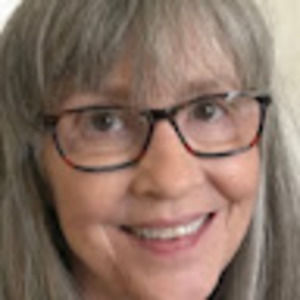 Meet your Posher, Leslie smith